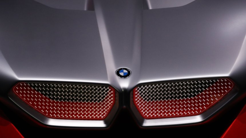 BMW смени логото си, прицели се в младежката аудитория