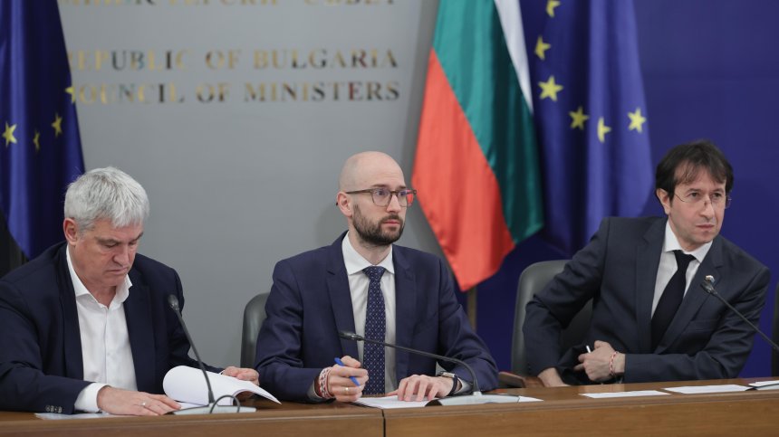 Увеличават с 5% парите за БДЖ, НКЖИ, пощите и градския транспорт - отпускат 31,3 млн. евро