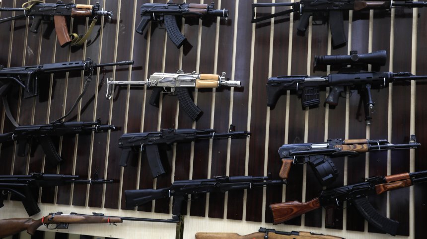 САЩ изпратиха на Украйна конфискувани ирански оръжия и боеприпаси