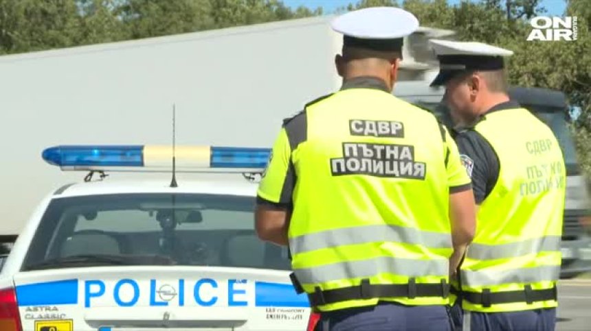КАТ с акция срещу шофирането с телефон в ръка