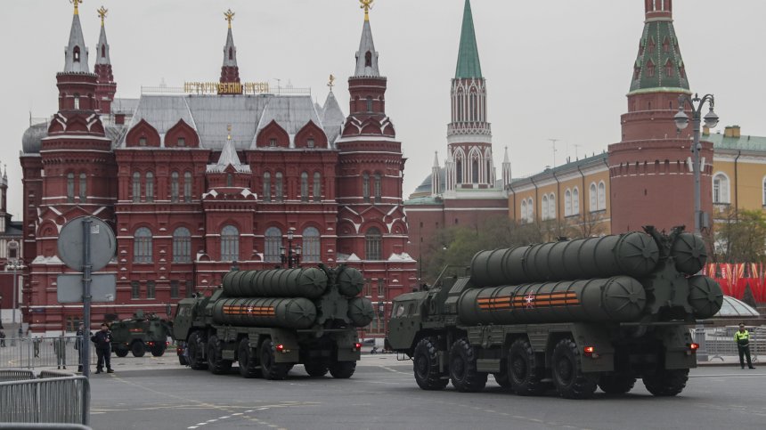 Русия демонстрира военна мощ в подготовката за Деня на победата (СНИМКИ)