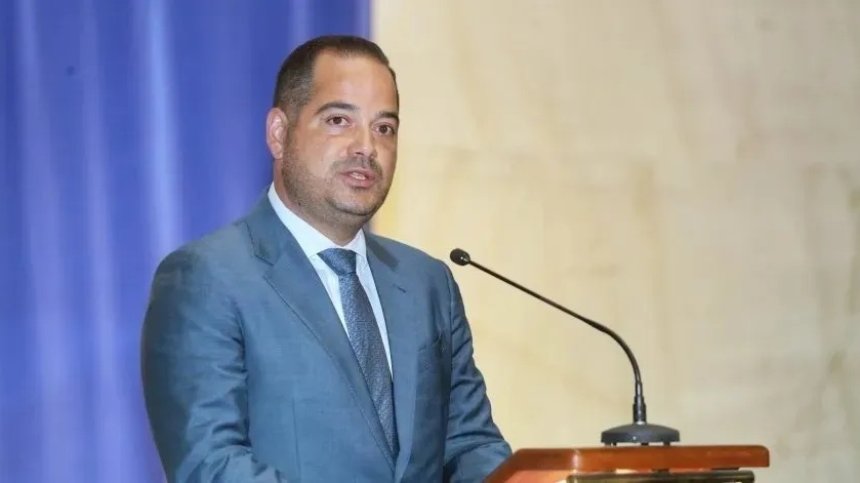Стоянов: Демерджиев трупа нотариални актове, вместо да се бори с войната по пътищата