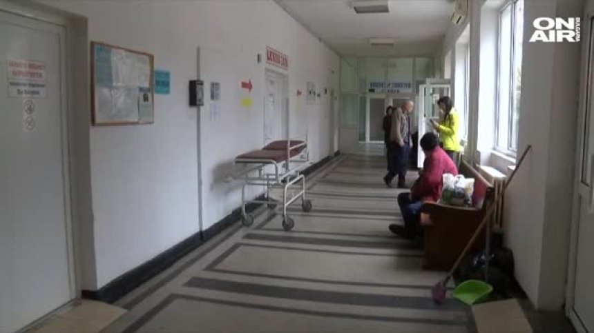 Жена колабира пред Спешното в Хасково, чакала два часа за преглед