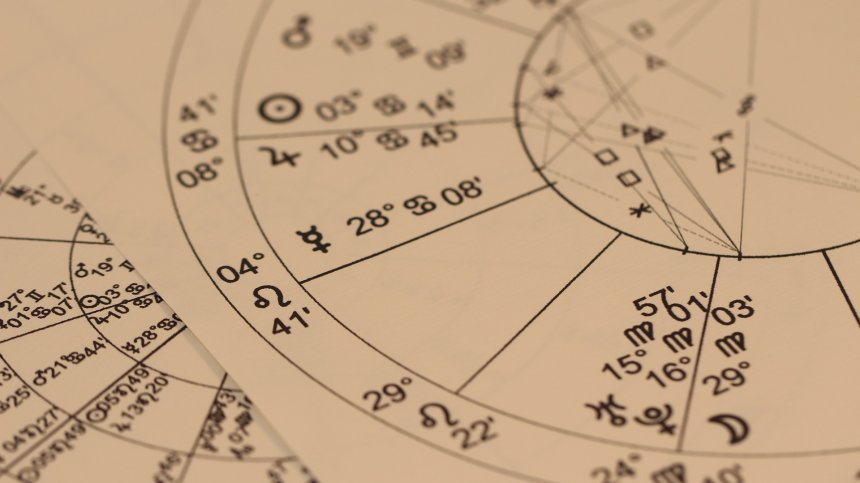 Нова година, нов късмет: Кои зодии ще имат пари през 2023 г.?