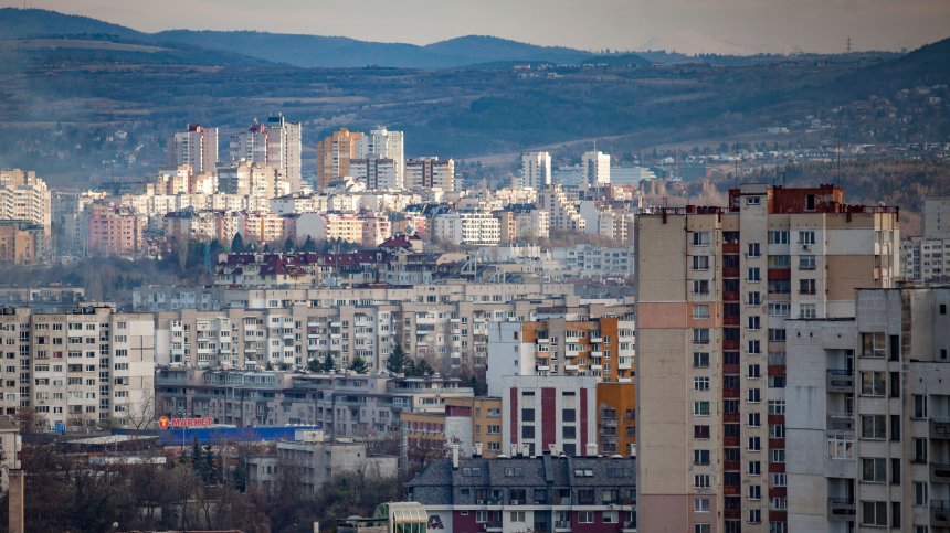 Имотите като инвестиция - цените остават високи, еврото ще окаже влияние (ВИДЕО)