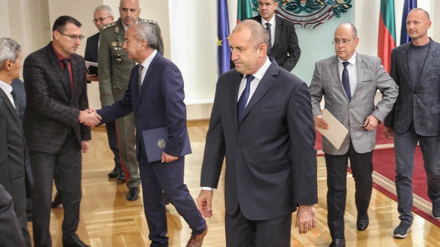 След консултациите при Радев: Ескалацията на войната може да засегне доставките на газ