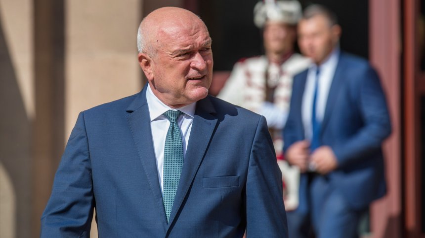 Димитър Главчев призова депутатите да изберат председател на парламента