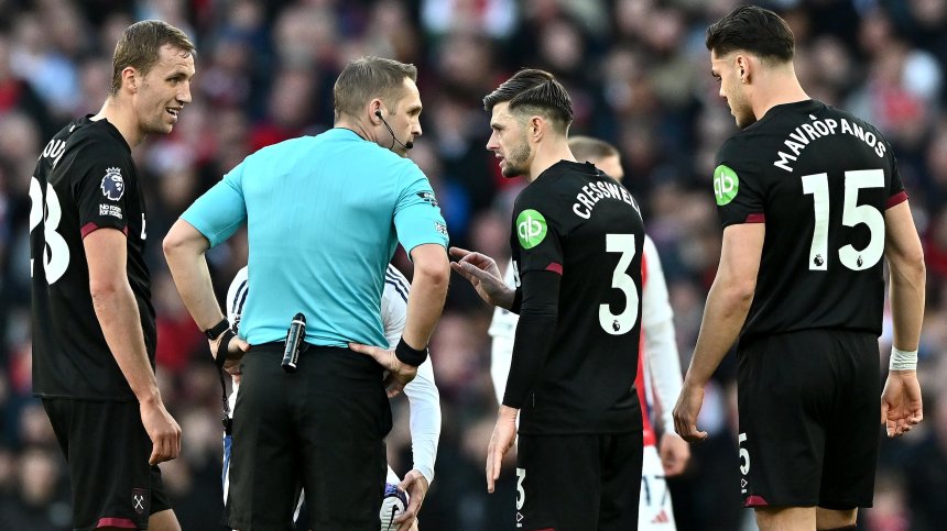 "Уест Хям" тресна "Лестър" и му показа пътя към Чемпиъншип