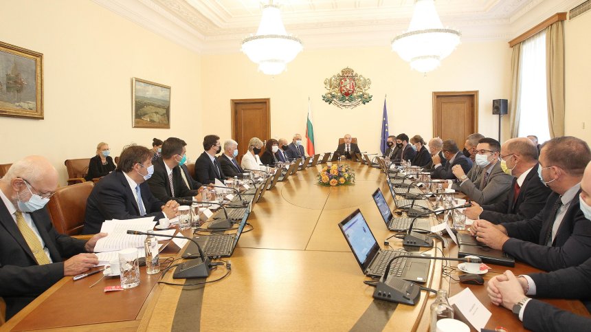 Проведе се първото редовно заседание на служебния кабинет "Донев"