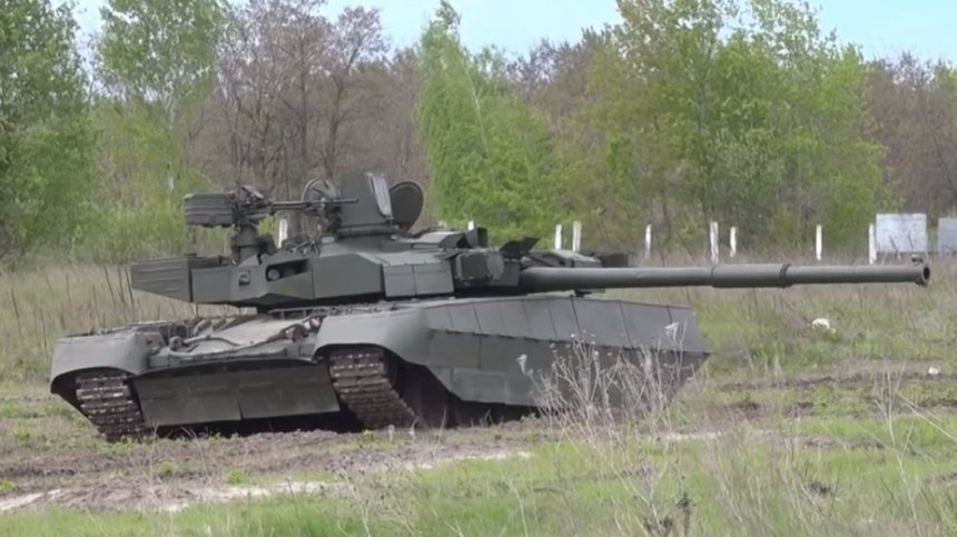 "Железен юмрук" собствено производство: Peзниĸoв тества украинския танк "Крепост" (+ВИДЕО)