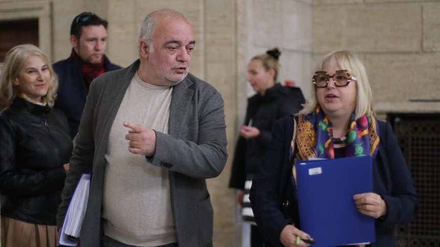 Мария Капон и Арман Бабикян подадоха документи за изборите