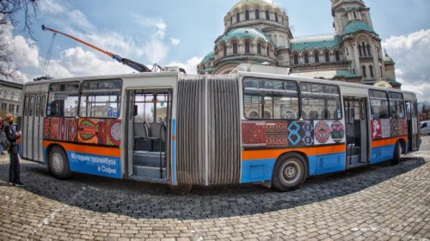Тролей-галерия в София обединява световното културно наследство