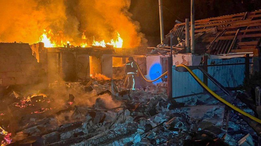 11 загинали и над 90 ранени при руски удари в Украйна за денонощие