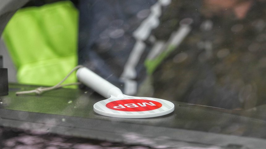 Шофьор засича патрулка и вади пистолет срещу полицаи във Враца