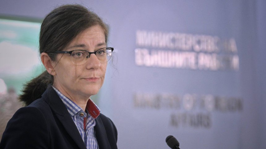 Генчовска: Не съм подписвала нотата за изгонването на 70 руски дипломати