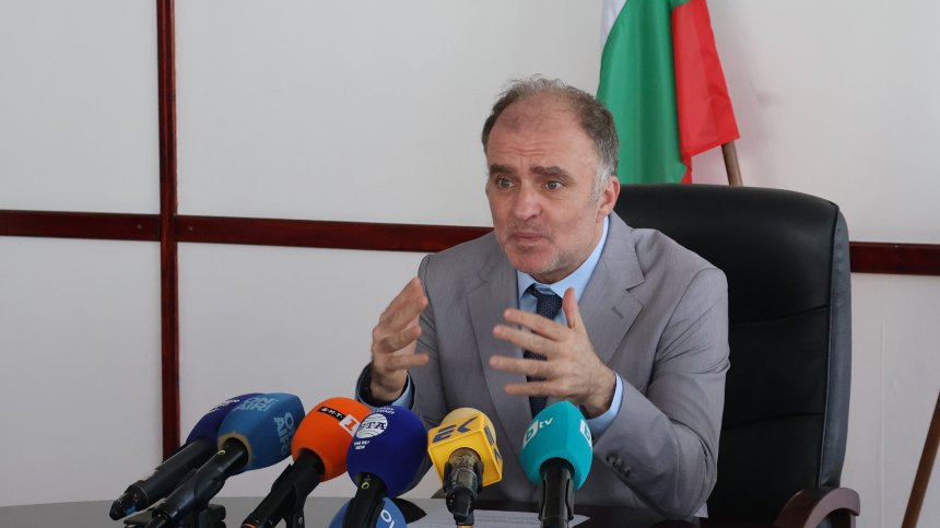 Промяна в начина на финансиране на театрите, поиска министър Найден Тодоров