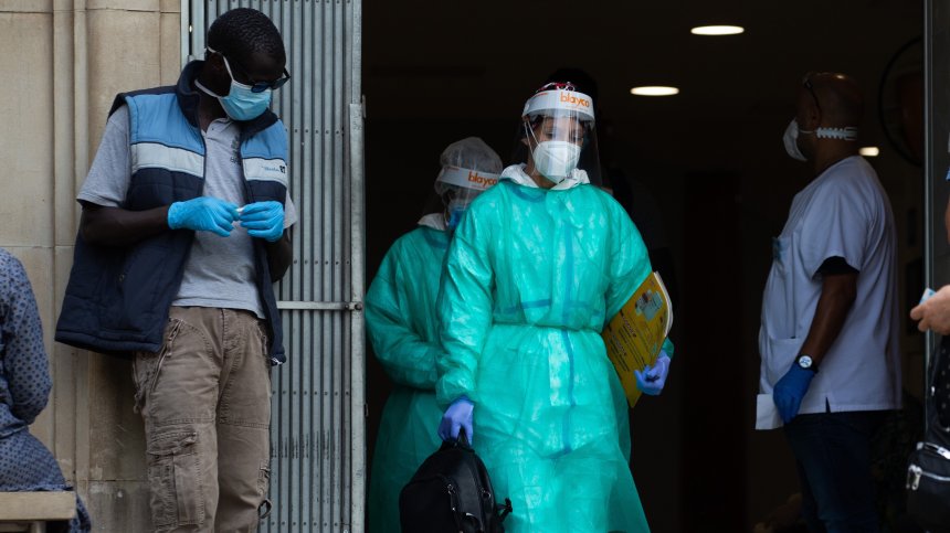 200 000 души под карантина в Каталуния  - местен съд я отмени