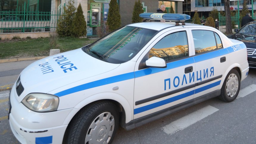 Педофил се опита да съблазни 13-годишно момиче, разпитаха го и го пуснаха