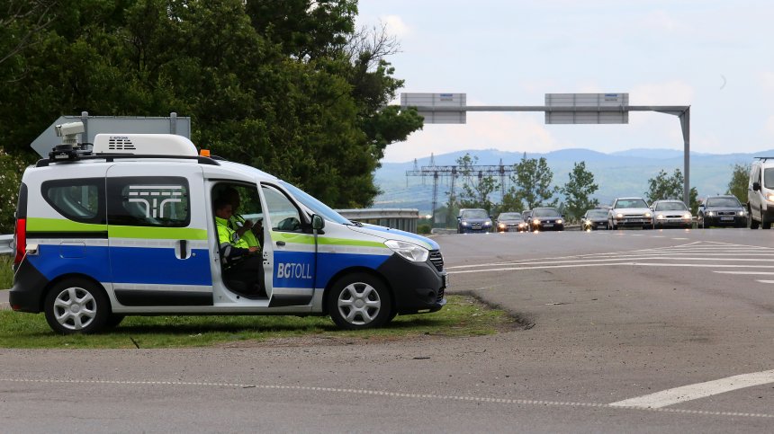 Сметната палата: АПИ неправомерно е дала 118 млн. лв. на фирма за поддръжка на тол системата