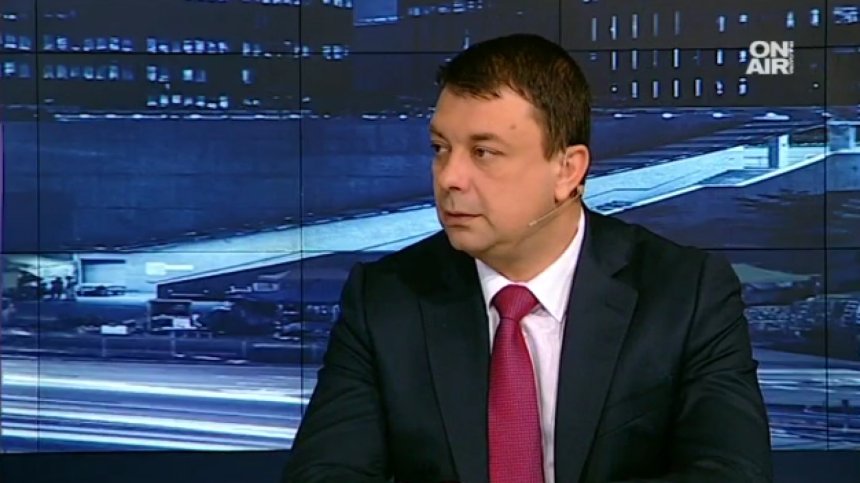 Електронно ли, машинно ли, без цифри, само с химикал - как да гласуваме на избори?