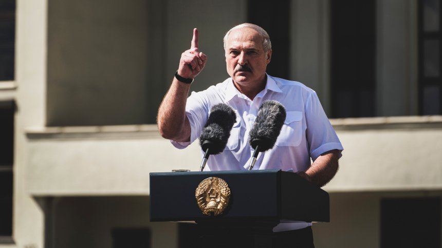 Великобритания и Канада налагат санкции на Лукашенко