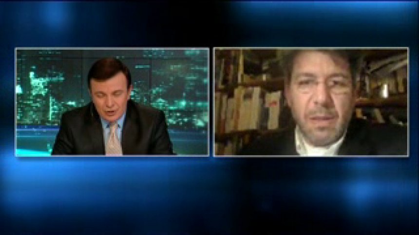 Гърците протестират срещу понижаването на минималната заплата до 600 евро