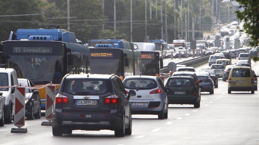 ЕС с механизъм за коригиране на въглеродните емисии на границата