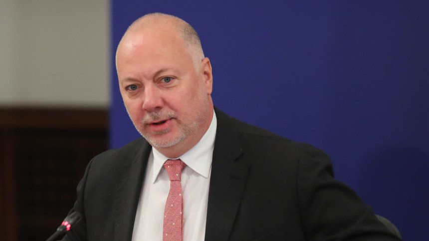 Желязков прогнозира "удължен бюджет" заради политическия спор