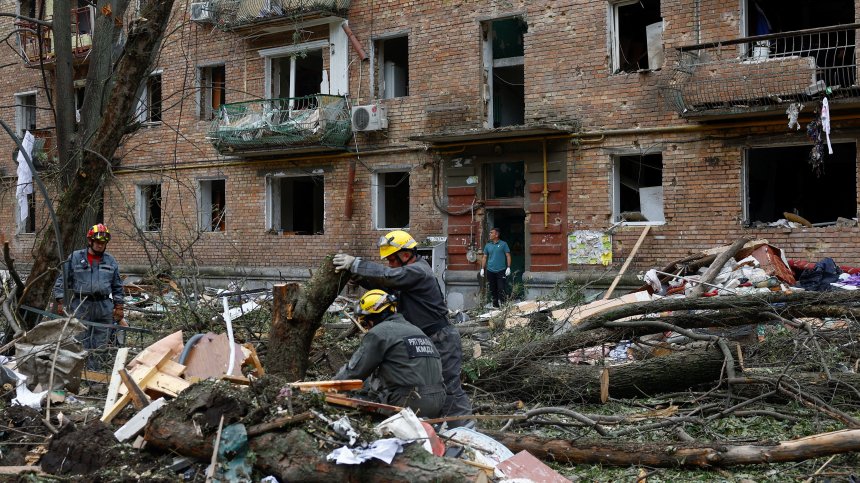 Украински дронове спряха тока в части от Запорожие, Русия удари град Измаил и уби човек