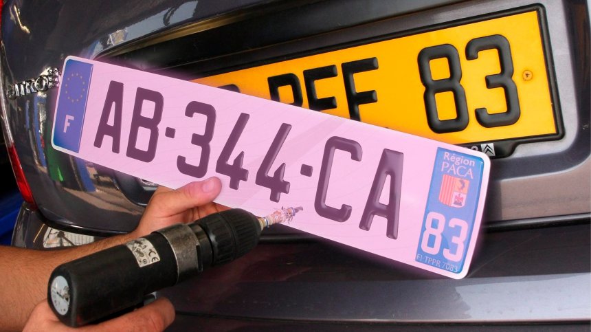 Европейска държава въвежда розови номера за колите