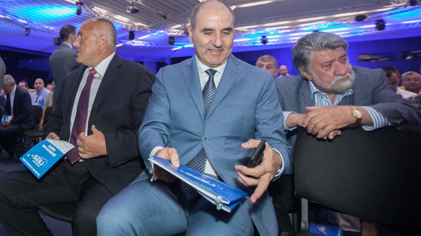 Официално: Цветанов е освободен от постовете си в ГЕРБ
