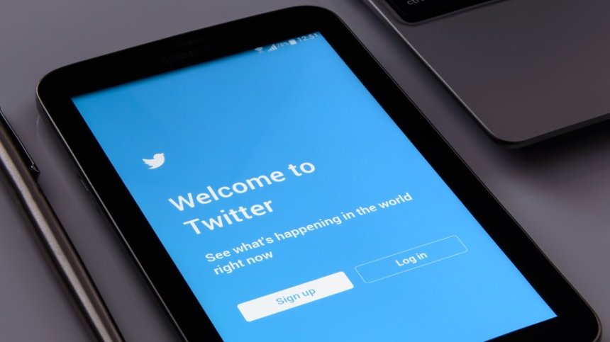 Twitter с глоба от 450 000&nbsp;евро, заради заплаха за поверителност на данни