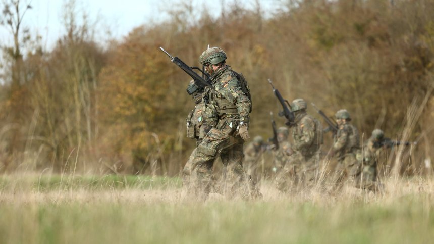 Германия отмени ограниченията за износ на оръжие за Израел