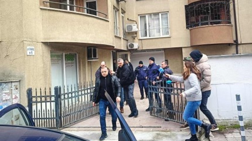 Намушкалият семейството си баща в "Подуяне" се увличал по будизма