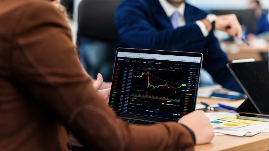 Икономисти: Препоръките на МВФ за данъците са вредни за България