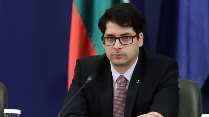 Пеканов: За 2 месеца служебният кабинет осигури над 14 млрд. лв. евросредства&nbsp;