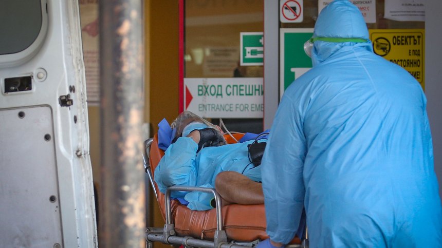 Ковид отделенията преливат, болницата в Гоце Делчев отново е на ръба