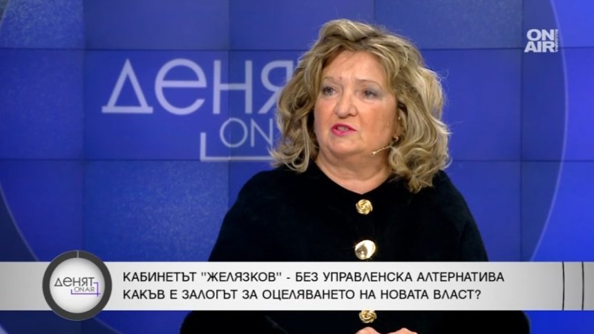 Вместо да закриват нощния градски транспорт в София, да пуснат линия до летището