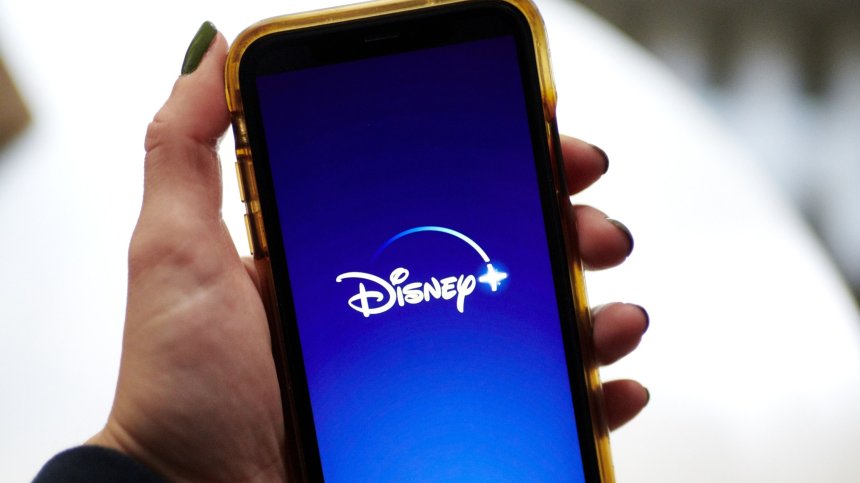 Акциите на Disney се сринаха, отбелязан е най-ниският темп на растеж