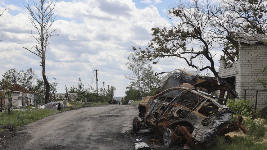 Русия продължава настъплението в Луганск, Зеленски: Донбас ще остане украински