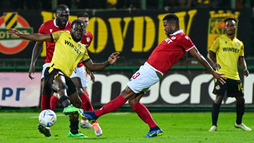 ЦСКА удари "Ботев" като гост и оглави класирането