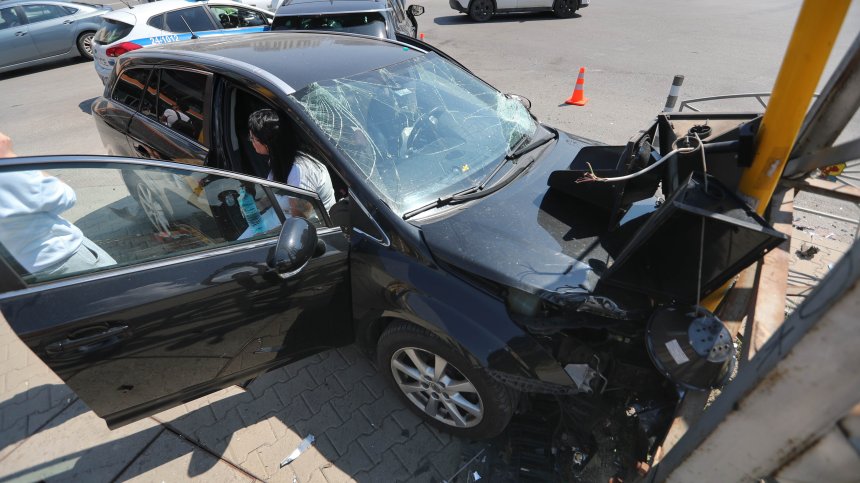 Какво ще спре безразсъдните шофьори - отнемане на книжката или нещо друго?