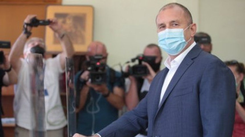 Радев в Созопол: България няма време за пилеене и организиране нa избори след избори