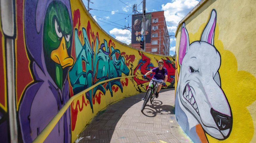 Графити фестивалът Sofia Urban Art преобрази подлез в София (СНИМКИ)