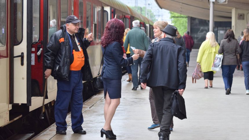 Българските железничари отбелязват професионалния си празник