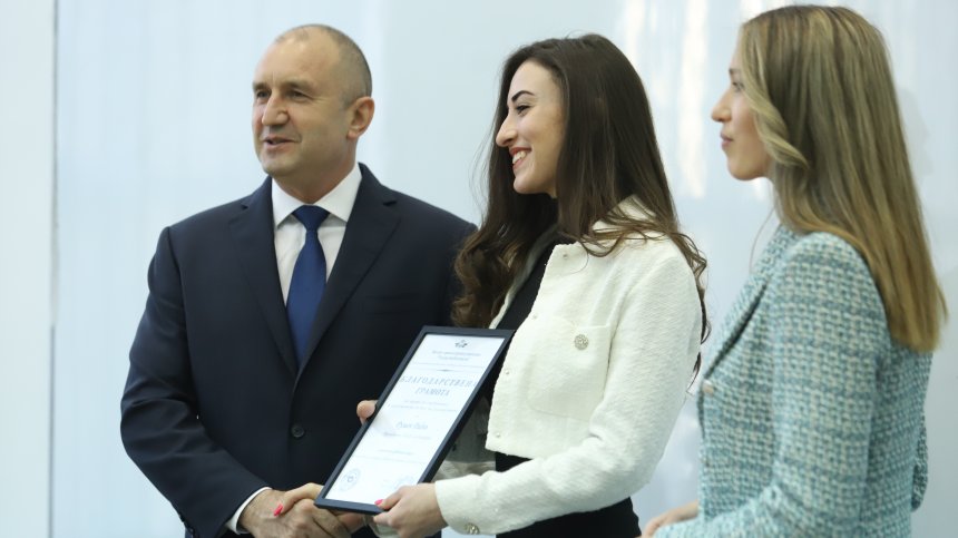 Да срещнеш президента: Радев с лекция пред студентите във ВТУ
