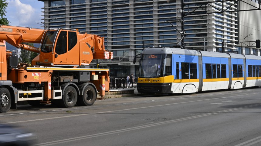 Блъснатото от трамвай момче е в стабилно състояние