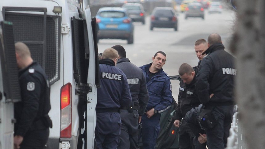 Пловдив почерня от полиция: Арестуваха шефа на Митницата Мирослав Беляшки