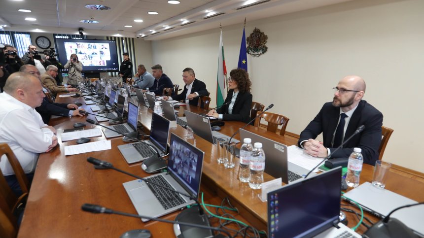 Прокурорската колегия към ВСС прие оставката на Сарафов (СНИМКИ)