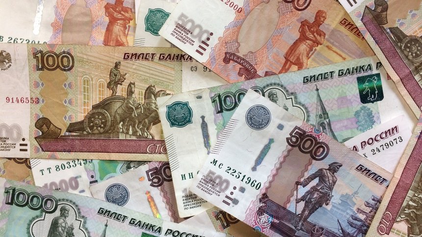 Кипър нареди на банките си да спрат транзакциите с руската рубла